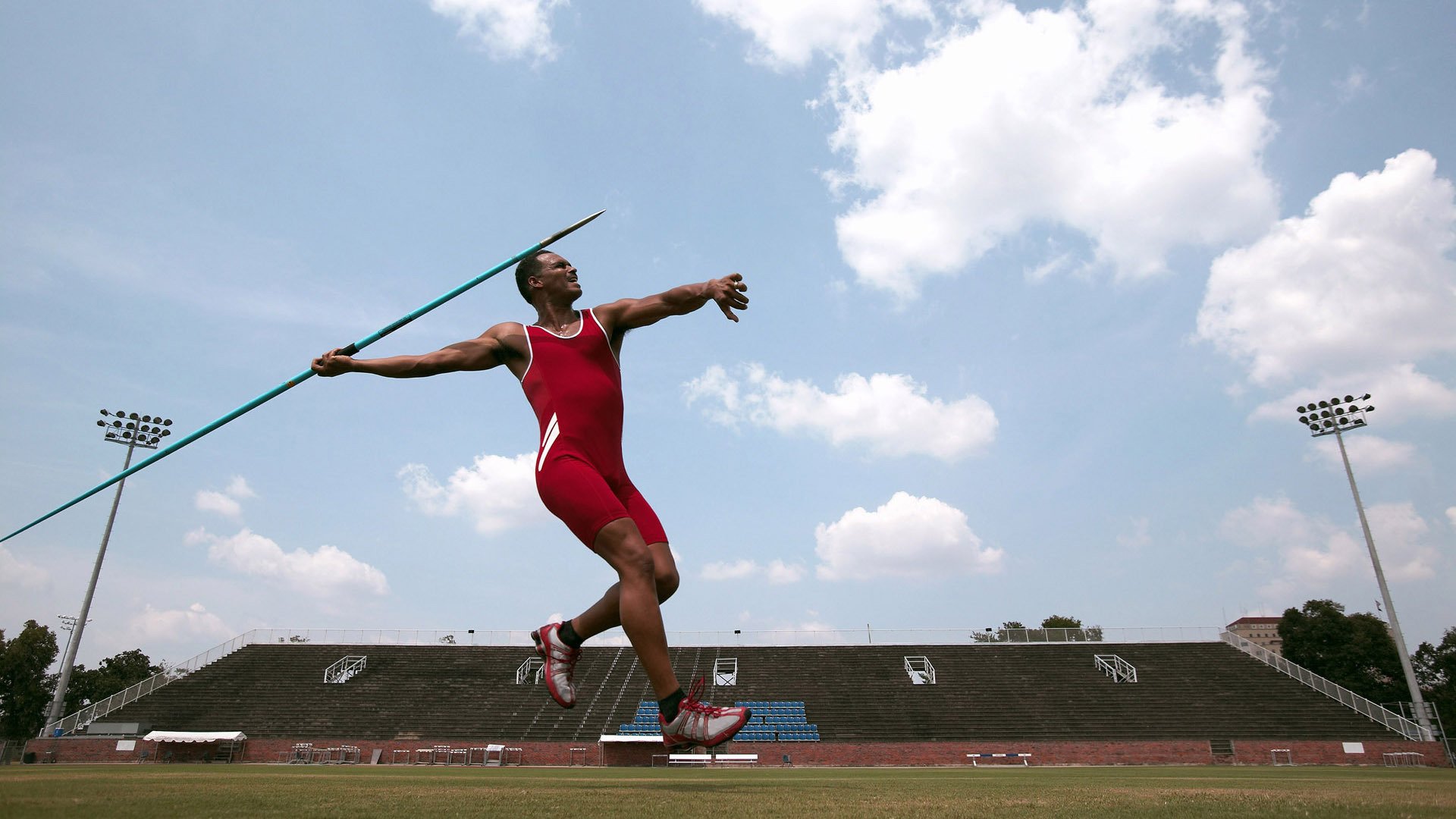 体育公益项目持续扩大影响，体育方面的公益慈善活动